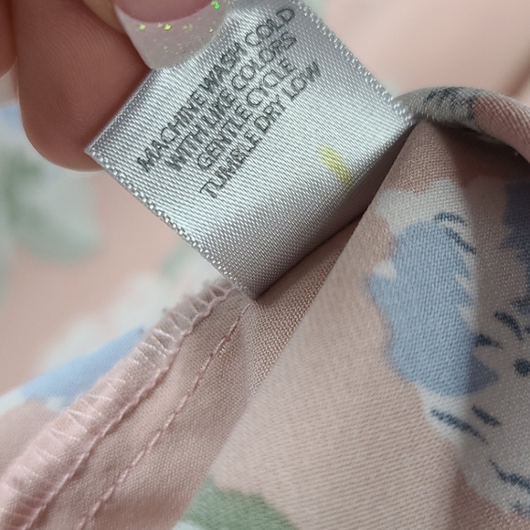 Pink Floral Off Shoulder Bellsleeve - Picture 8 of 10